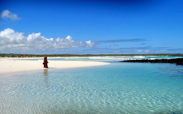 buy an island in ecuador